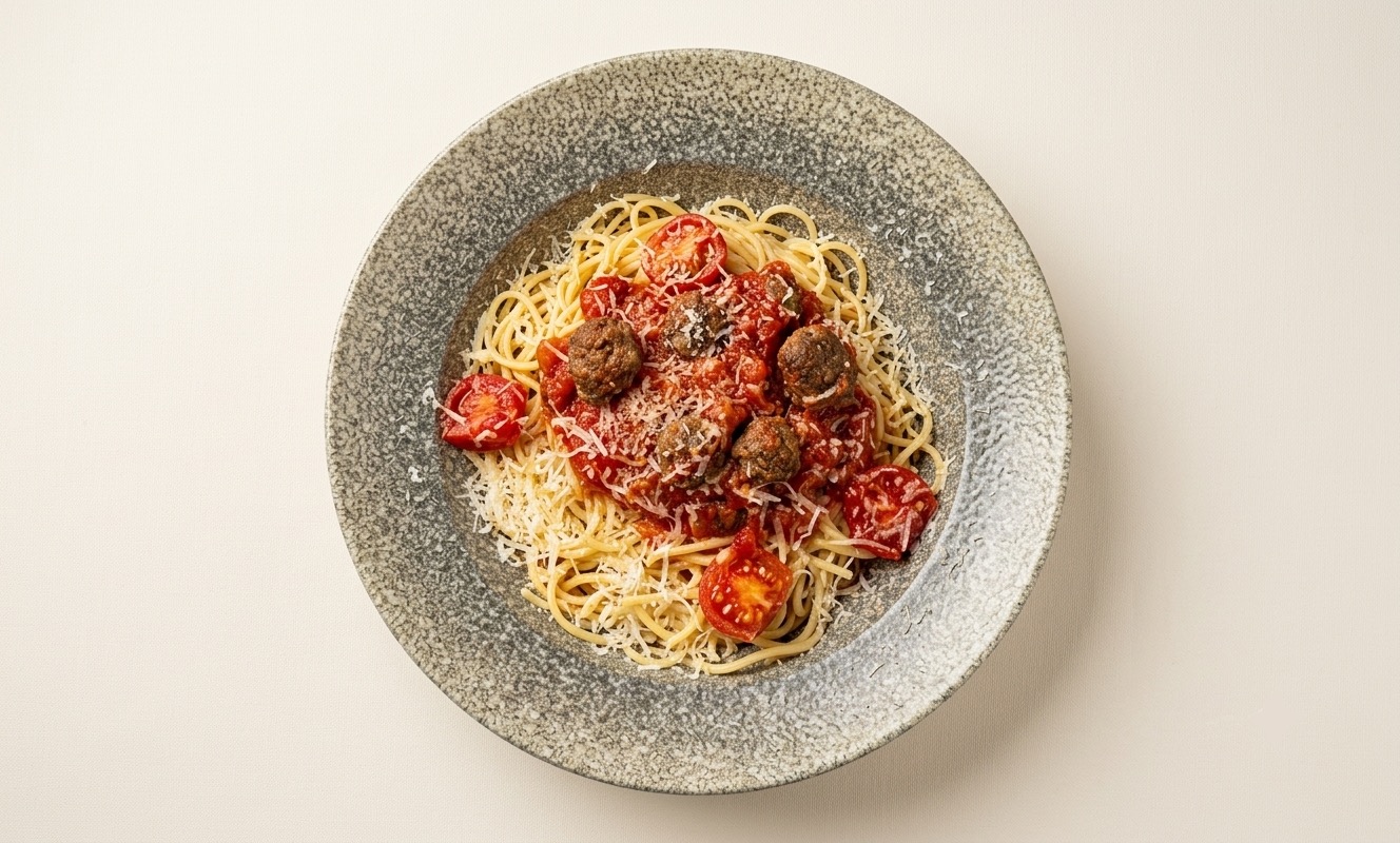 NAPOLİTEN SOSLU MİTİTE KÖFTELİ SPAGETTİ